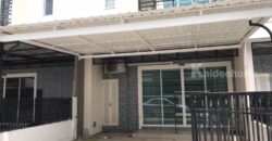 ทาวน์โฮมสองชั้นหน้ากว้างให้เช่า ใกล้ ม.บูรพา ตลาดปลา หาดบางแสน