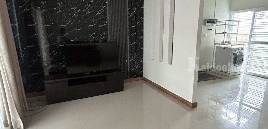 ทาวน์โฮมสองชั้นหน้ากว้างให้เช่า ใกล้ ม.บูรพา ตลาดปลา หาดบางแสน