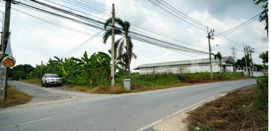 ขายที่ดินถมแล้วแปลงมุม 2 ไร่ 21 ตรว. ต.ลำโพ อ.บางบัวทอง ติดถนน เหมาะทำออฟฟิตโรงงาน