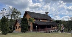 ขายที่ดินพร้อมสิ่งปลูกสร้างบ้าน ในสนามกอล์ฟ Sir James สระบุรี เนื้อที่ 8 ไร่ 3 งาน 11 ตรว โทร 098-513-6286