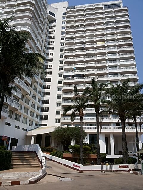 For Sale P.M.Y Beachfront Condominium 149 sqm. 2b3b , Fully Furnished , Sea View size 149.7 sqm.