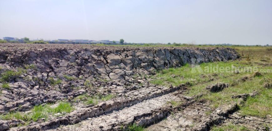 ขายที่ดินเปล่าถมแล้วมี+น้ำ+ไฟ ( ราคา15,000/ตร.วา )