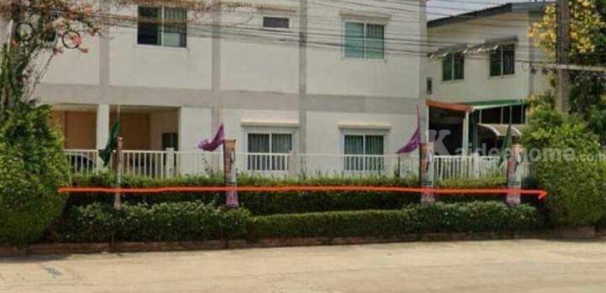 ขาย ทาวน์เฮา​ส์ ​หลังมุม ไลฟ์สไตล์ ​ติดสาธารณะ​ 6​ เลน​