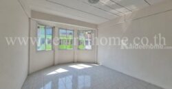 อาคารพาณิชย์ 3 ชั้นครึ่ง หมู่บ้านรัตนโกสินทร์ – รังสิต 200 ปี
