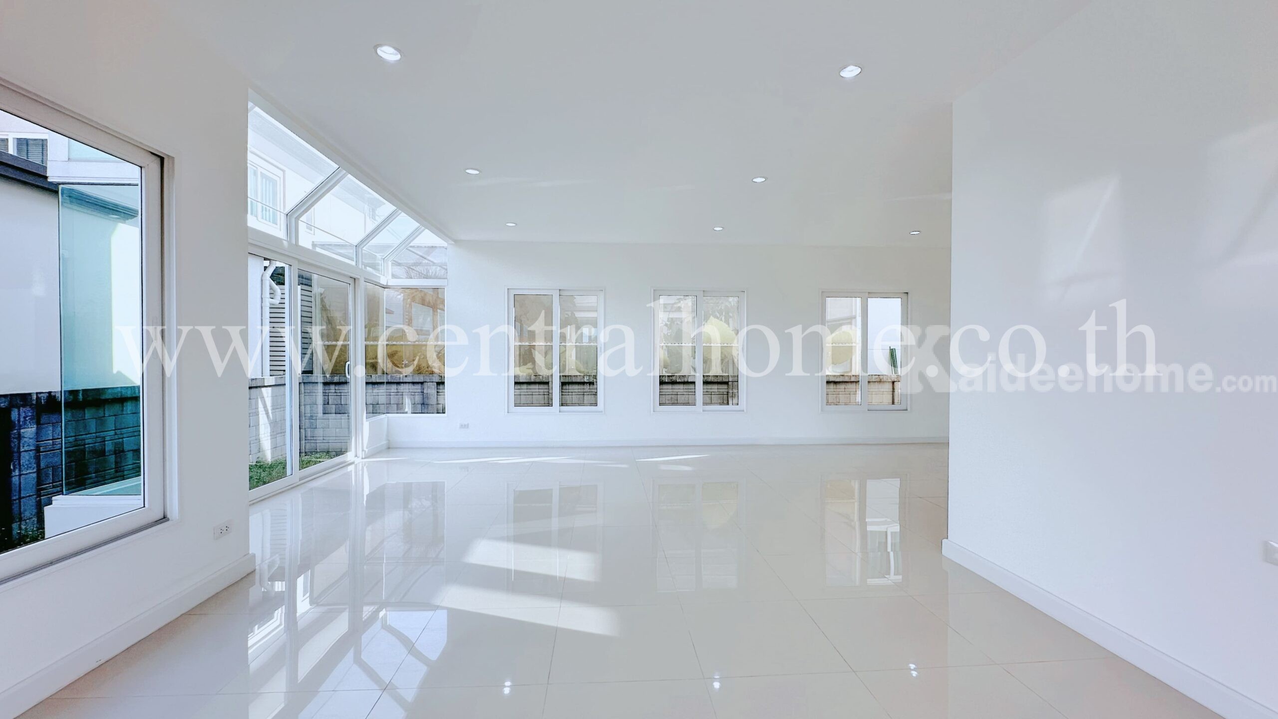 บ้านเดี่ยว Grandio แกรนดิโอ วิภาวดี – รังสิต บ้านใหม่ หน้าบ้านไม่ชนใคร