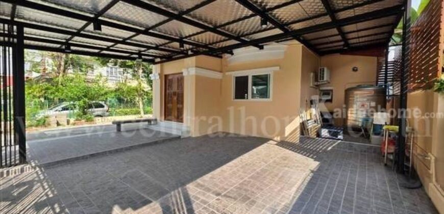 บ้านเดี่ยว หมู่บ้าน ภาณุ ซอย อัศวพิเชษฐ์ 17 ตลิ่งชัน หลังมุม