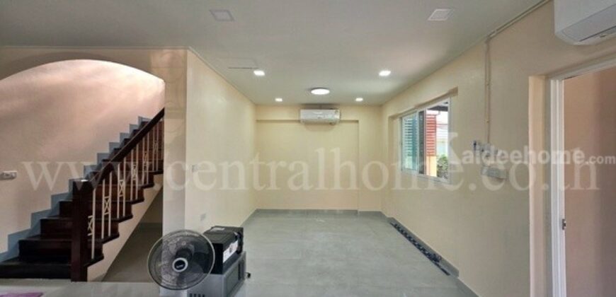 บ้านเดี่ยว หมู่บ้าน ภาณุ ซอย อัศวพิเชษฐ์ 17 ตลิ่งชัน หลังมุม