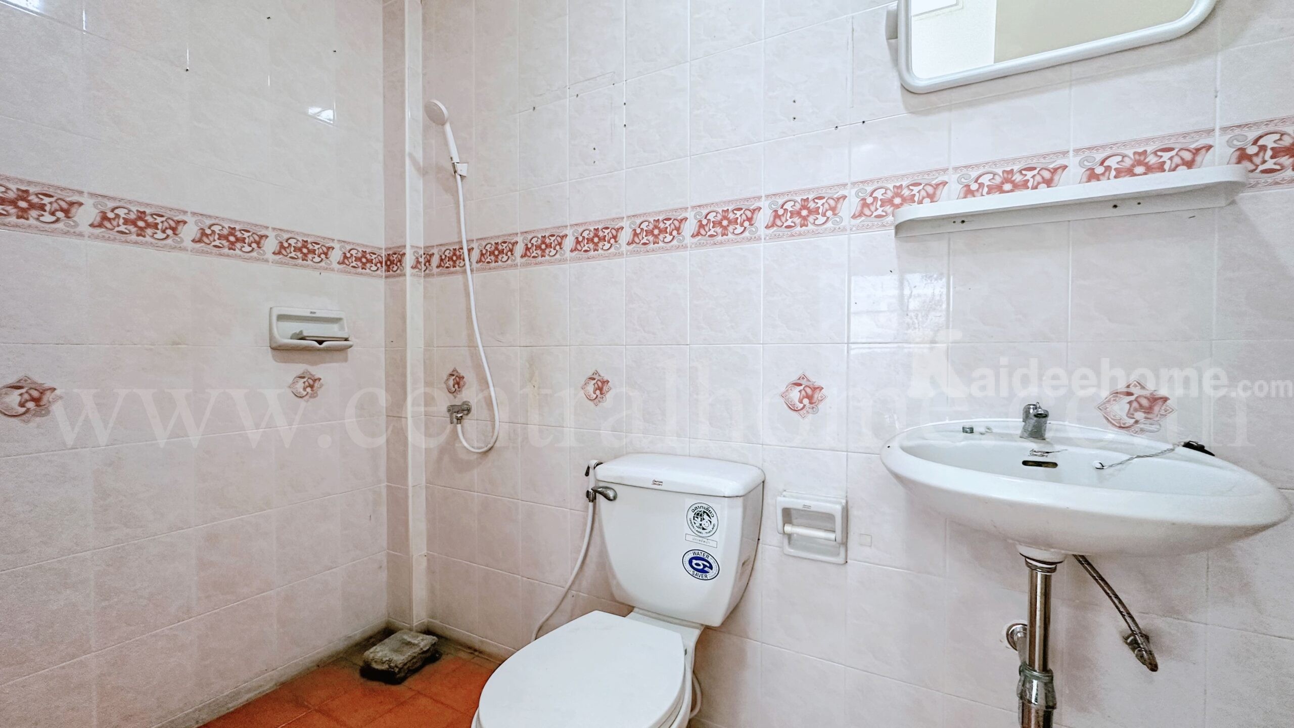 บ้านแฝด หมู่บ้าน ลัลลี่ วิลล์ – คลอง 3 ลำลูกกา สภาพดี ราคาถูก