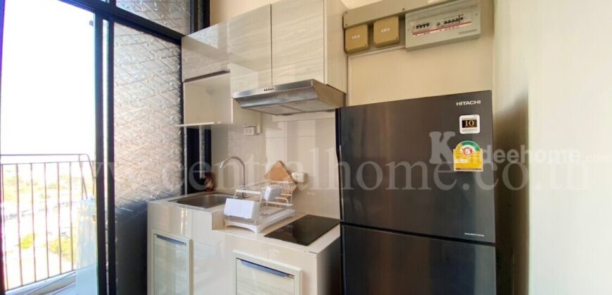 บลอสซั่ม คอนโด แอท แฟชั่น อัลติจูด ห้องมุม เฟอร์นิเจอร์ครบ