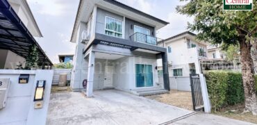 บ้านเดี่ยว หมู่บ้าน เซนโทร รังสิต ถนนเมน ต้นโครงการ สภาพดี พร้อมอยู่