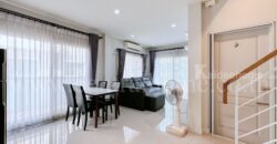 บ้านเดี่ยว หมู่บ้าน เซนโทร รังสิต ถนนเมน ต้นโครงการ สภาพดี พร้อมอยู่