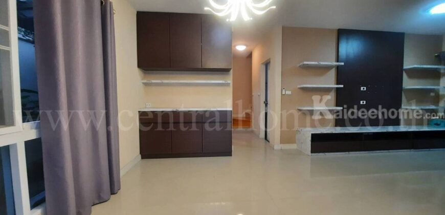 บ้านแฝด หมู่บ้าน เพอร์เฟค พาร์ค บางบัวทอง ติดตั้งโซล่าร์เซลล์ พร้อมอยู่