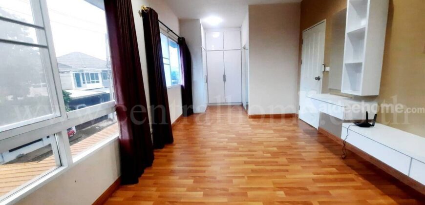 บ้านแฝด หมู่บ้าน เพอร์เฟค พาร์ค บางบัวทอง ติดตั้งโซล่าร์เซลล์ พร้อมอยู่