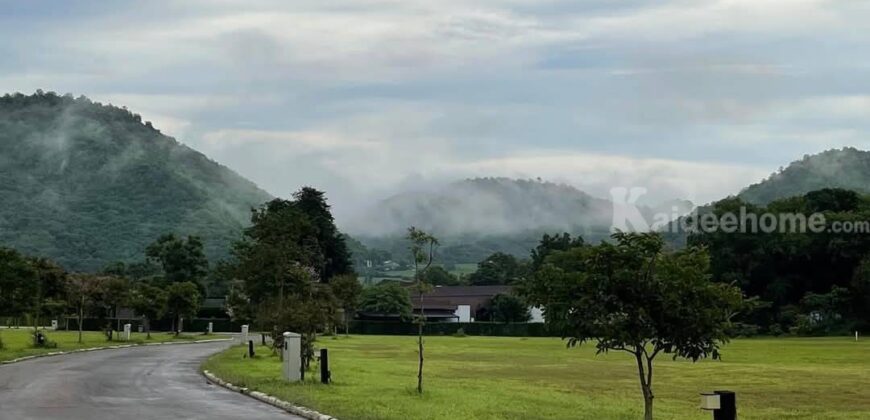ขายที่ดินเขาใหญ่ ติดภูเขา ในโครงการจัดสรร เนื้อที่เริ่มต้น 276 ตร.ว ที่อยู่ใจกลางขุนเขา วิวเขาล้อมรอบสวยมาก อยู่หนองน้ำแดง ใกล้ธนะรัชต์ มอเตอร์เวย์ ห้างแม็คโคร ตัวเมืองปากช่อง เดินทางสะดวก 087-9074045