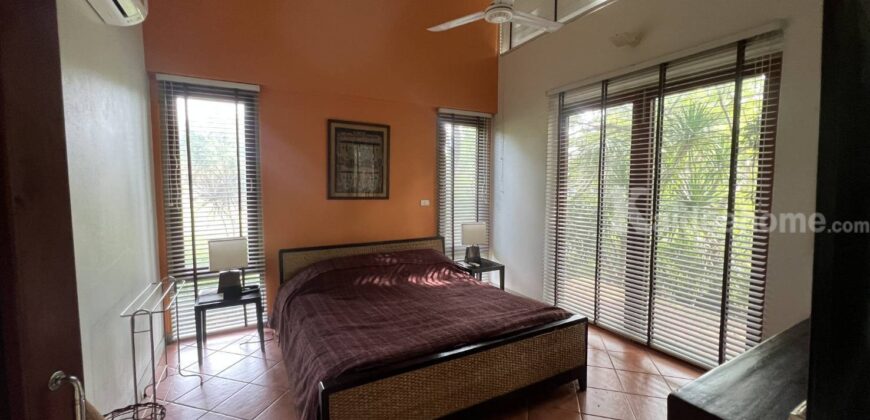 ขายบ้านเขาใหญ่ หมูสี ปากช่อง 165 ตร.ว 2 ห้องนอน 2 ห้องน้ำ บ้านตากอากาศติดน้ำ เลคทะเลสาป ในโครงการวู๊ดปาร์ค ติดถนนธนะรัชต์ ใกล้ห้าง ตลาด ร้านค้า ตัวเมืองปากช่อง 087-9074045