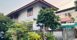 ขายบ้านเดี่ยวบางนา สุขุมวิท 105 ที่ดิน 50 ตร.ว ในหมู่บ้านส่วนตัว ลาซาล 71 เข้าออกได้ทั้งถนนบางนาตราด 40 อยู่ฝั่งตรงข้ามเซ็นทรัลบางนา ใกล้แยกศรีเอี่ยม ศรีนครินทร์ รถไฟฟ้า BTS สีเหลือง 087-9074045