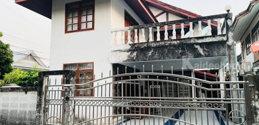 ขายบ้านเดี่ยวบางนา สุขุมวิท 105 ที่ดิน 50 ตร.ว ในหมู่บ้านส่วนตัว ลาซาล 71 เข้าออกได้ทั้งถนนบางนาตราด 40 อยู่ฝั่งตรงข้ามเซ็นทรัลบางนา ใกล้แยกศรีเอี่ยม ศรีนครินทร์ รถไฟฟ้า BTS สีเหลือง 087-9074045