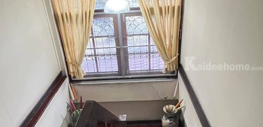 ขายบ้านเดี่ยวบางนา สุขุมวิท 105 ที่ดิน 50 ตร.ว ในหมู่บ้านส่วนตัว ลาซาล 71 เข้าออกได้ทั้งถนนบางนาตราด 40 อยู่ฝั่งตรงข้ามเซ็นทรัลบางนา ใกล้แยกศรีเอี่ยม ศรีนครินทร์ รถไฟฟ้า BTS สีเหลือง 087-9074045