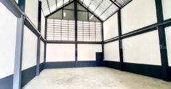 ขาย/ให้เช่า โรงงาน-โกดังใหม่ 277 ตรม. ถ.บางกรวย -ไทรน้อย บางบัวทอง 3 นอน 4 น้ำ 1 อ๊อฟฟิซ 1 ครัว 2 ที่จอดรถ ไฟฟ้า 3 เฟส ใกล้ แม็คโคร บางบัวทอง