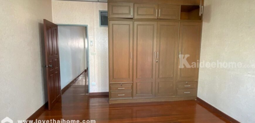 ขายบ้าน ประชาราษฎร์บำเพ็ญ5 ใกล้mrtห้วยขวาง650เมตร ห่างถนนรัชดา450เมตร