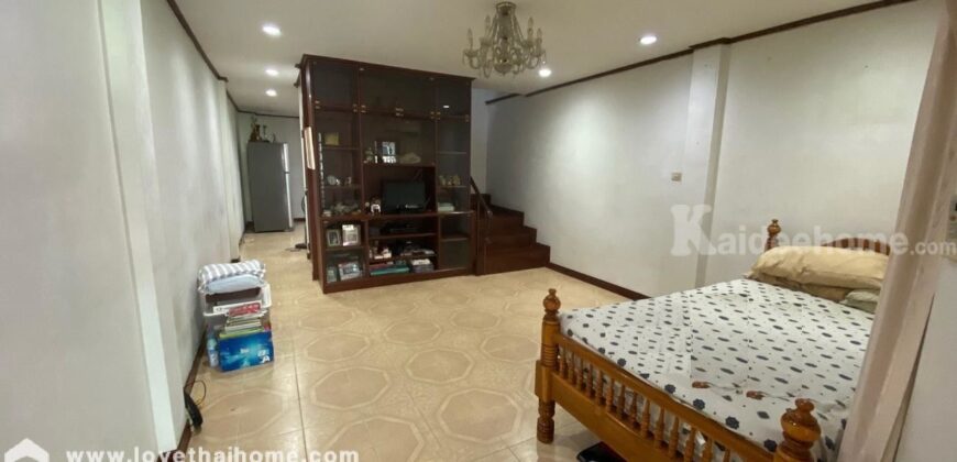 ขายบ้าน ประชาราษฎร์บำเพ็ญ5 ใกล้mrtห้วยขวาง650เมตร ห่างถนนรัชดา450เมตร