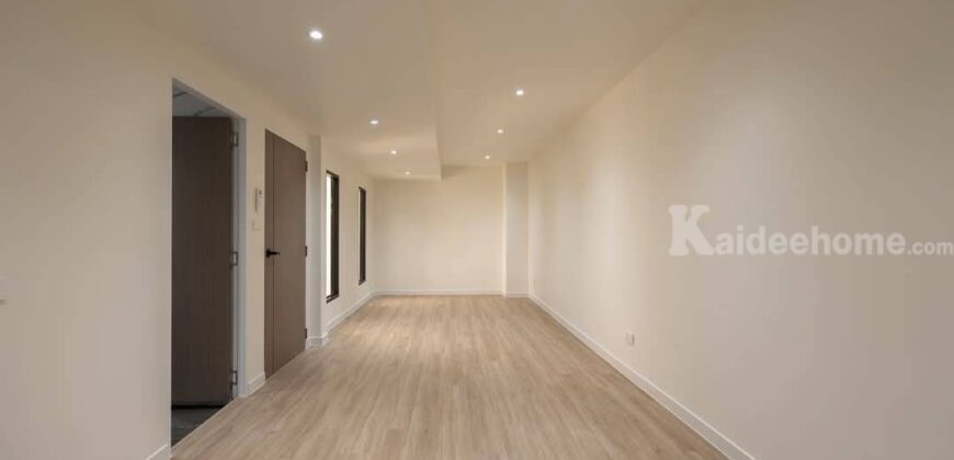 ขายบ้านสุขุมวิท 71 ปรีดีพนมยงค์ 42 ที่ดิน 39 ตร.ว บ้านทาวน์โฮม ทำใหม่พร้อมอยู่ขนาดใหญ่ 290 ตร.ม 3 ห้องนอน 4 ห้องน้ำ ในหมู่บ้านเงียบสงบ ใกล้เอกมัย ทองหล่อ เป็น Home office ก็ได้ 087-9074045