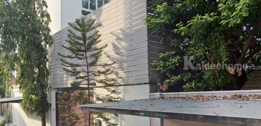 ขาย/ให้เช่าบ้านเดี่ยวสุขุมวิท 71 ที่ดินพร้อมบ้านปรีดีพนมยงค์ 14 80.7 ตร.ว บ้านพร้อมตึก 3 ชั้น 1 หลัง เหมาะทำออฟฟิศ สำนักงาน มีพื้นที่ทำโกดังเก็บของ office ใกล้ BTS พระโขนง เอกมัย พร้อมอยู่ 087-9074045
