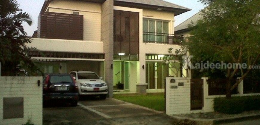 Sale Detached House in Blue Lagoon1 Wongwean Bangna Village Located in the good environment village