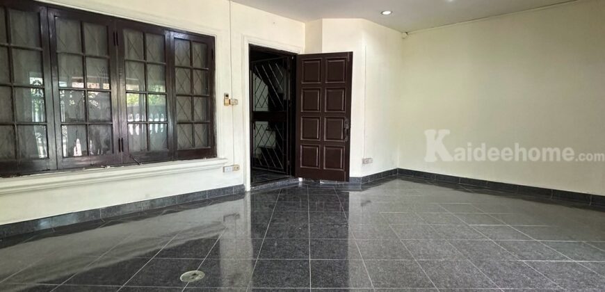 📢 ขายทาวน์โฮม 2 ชั้น ลาดพร้าว 67/2 🏡 ทาวน์โฮมทำเลทอง ใกล้ถนนใหญ่ เดินทางสะดวก ใกล้รถไฟฟ้า