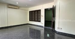 📢 ขายทาวน์โฮม 2 ชั้น ลาดพร้าว 67/2 🏡 ทาวน์โฮมทำเลทอง ใกล้ถนนใหญ่ เดินทางสะดวก ใกล้รถไฟฟ้า