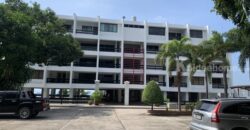 ขาย ผิงผา คอนโดมิเนียม พัทยา ติดทะเล ตกแต่งเรียบง่าย 2 ห้องนอน 1 ห้องน้ำ ชั้น 5 Tel. 063-289-7879