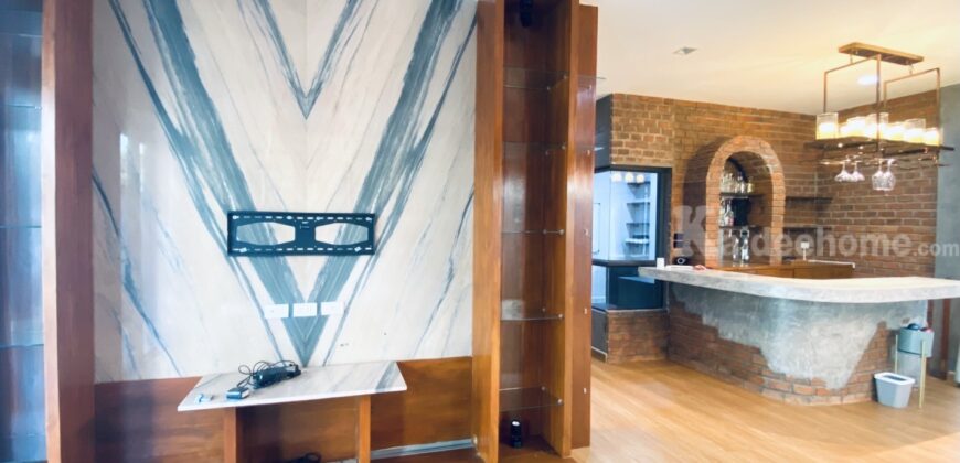 ขายบ้านเดี่ยว สไตล์ Luxury Nordic บางกอกบูเลอวาร์ด พระราม 9 บ้านหลังริม เนื้อที่ 69.3 ตรว. ใช้สอย 283 ตรม. บ้านสวย สภาพดี เจ้าของอยู่น้อย ตกแต่งบางส่วน ปรับราคาจาก 13.8 ล้านบาท เหลือเพียง 12,900,000 บาท