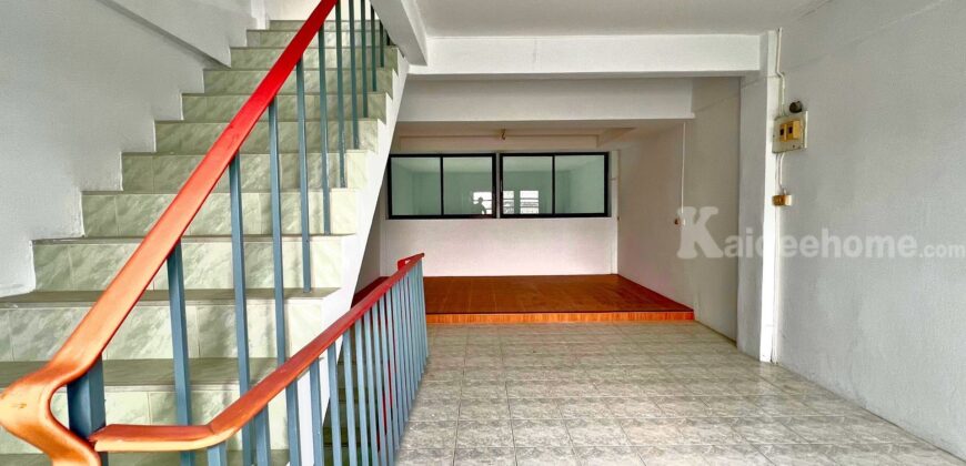 ขายถูกอาคารพาณิชย์ ถนนศรีนครินทร์ 26 ตารางวา 3.5 ชั้นซอยเทศบาลบางเมือง