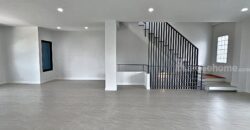 ขาย Home Office 3 ชั้น 54.6 ตร.ว.เฉลิมพระเกียรติ รัชกาลที่ 9 ซอย 30 ห้องริม คุณภาพดี