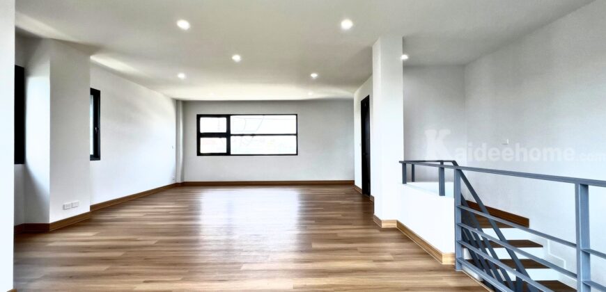 ขาย Home Office 3 ชั้น 54.6 ตร.ว.เฉลิมพระเกียรติ รัชกาลที่ 9 ซอย 30 ห้องริม คุณภาพดี