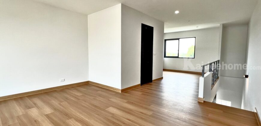 ขาย Home Office ถนนเฉลิมพระเกียรติ รัชกาลที่ 9 ซอย 30 ทำเลดี ราคาดี