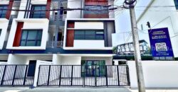 ขาย Home Office 3 ชั้น 54.6 ตร.ว.เฉลิมพระเกียรติ รัชกาลที่ 9 ซอย 30 ห้องริม คุณภาพดี