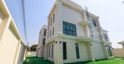 ขายคฤหาสน์ 3 ชั้นในสนามกอล์ฟ ที่ดิน 301 ตรว. พื้นที่ใช้สอยมากกว่า1,000 ตรม.