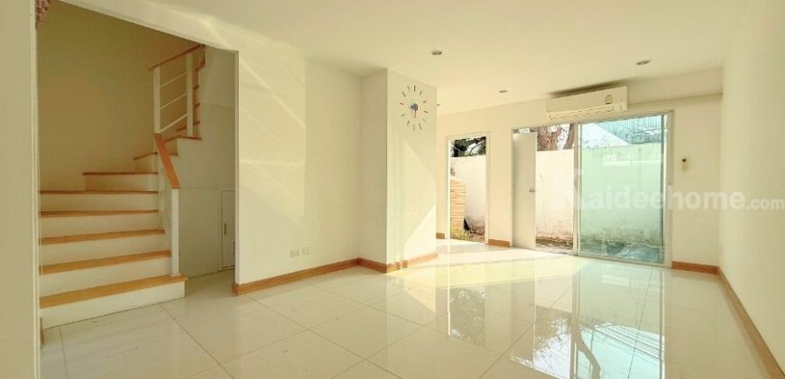 พฤกษาทาวน์ เน็กซ์ ลอฟท์ ปิ่นเกล้า-พุทธมณฑลสาย4 (ทาวน์โฮมขนาด 19.2 ตร.ว.) ถ.พุทธมณฑลสาย4 สามพราน นครปฐม : Pruksa Town Nexts Loft Pinklao Sai4