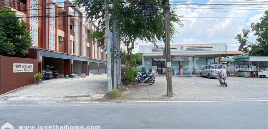 ขายบ้านทาวน์โฮม 3 ชั้น โครงการ The Square ดอนเมือง-วิภาวดี 41 พื้นที่ 22 ตรว. อยู่ติดเซเว่น และตลาดสี่มุมเมือง