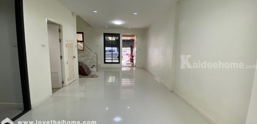 ขายบ้านทาวน์โฮม 3 ชั้น โครงการ The Square ดอนเมือง-วิภาวดี 41 พื้นที่ 22 ตรว. อยู่ติดเซเว่น และตลาดสี่มุมเมือง