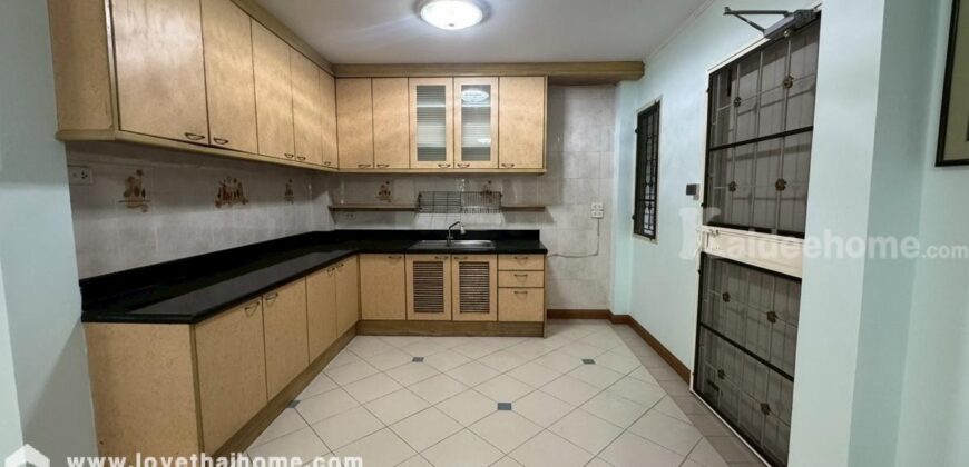 ขายบ้านเดี่ยว 2 ชั้น หมู่บ้านพาร์คเวย์โฮม ถนนราษฎร์พัฒนา22 พื้นที่ 50.1 ตรว. ราคาถูกที่สุดในโครงการนั้นแล้ว หลังริมพร้อมอยู่