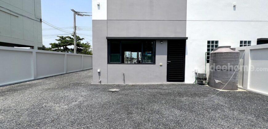 ขาย Home Office 3 ชั้น เฉลิมพระเกียรติ ร. 9 ซอย 30 แยก 32 เนื้อที่ 54.6 ตร.ว. ทำเลดี ติดถนนซอยร่วมสามัคคี ไม่มีค่าส่วนกลาง