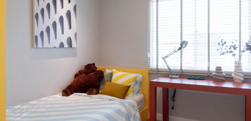 ขายทาวน์โฮม 3 ห้องนอน 2 ห้องน้ำ 2 โรงจอดรถ 110 ตร.ม 20.40 ตร.ว ราคา 2.25 ล้าน ติดห้างสรรพสินค้า Big C กรุงเทพ-ปทุมธานี