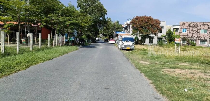 ให้เช่าที่ดินเปล่าถมแล้วในถนนนวลจันทร์ กรุงเทพมหานคร