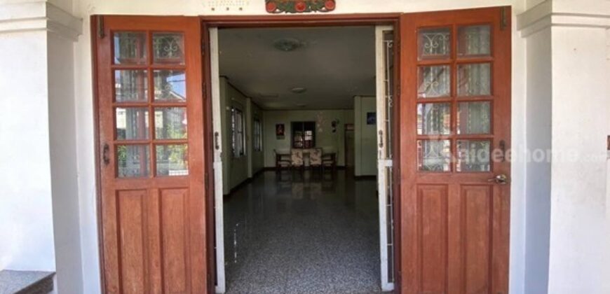 ขายบ้านเดี่ยว 70 ตารางวา หมู่บ้านเบญจรงค์ ซอยรามคำแหง178 ใกล้ โรงพยาบาลนวมินทร์ 9 โรงพยาบาลนพรัตนราชธานี มหาวิทยาลัยเกษมบัณฑิต วิทยาเขต ร่มเกล้า โทร 081-4012278