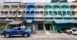 ขาย อาคารพาณิชย์ ศรีนครินทร์ 3.5 ชั้น 26 ตร.ว. ถนนศรีนครินทร์ ซอยเทศบาลบางเมือง รีโนเวทใหม่
