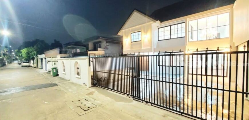 ขายบ้านเดี่ยวสุขุมวิท วชิรธรรมสาธิต 57 ใกล้รถไฟฟ้า BTS ปุณณวิถี อุดมสุข สวนหลวง ร.9 ที่ดินพร้อมบ้าน 60 ตร.ว บ้านสวยทำใหม่พร้อมอยู่ ใกล้ ซีคอนศรีนครินทร์ บางนา อ่อนนุช 087-9074045