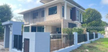 ขายบ้านปากช่อง ในตัวเมืองปากช่อง บ้านสวยพร้อมอยู่ ที่ดินติดน้ำเลคโครงการ 157 ตร.ว ใกล้ถนนมิตรภาพ ธนะรัชต์ ใกล้โรงพยาบาล อำเภอ ตลาดร้านค้า โครงการสงบ ปลอดภัย เพื่อนบ้านดี มี รปภ ดูแล 087-907404