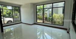 ขายบ้านปากช่อง ในตัวเมืองปากช่อง บ้านสวยพร้อมอยู่ ที่ดินติดน้ำเลคโครงการ 157 ตร.ว ใกล้ถนนมิตรภาพ ธนะรัชต์ ใกล้โรงพยาบาล อำเภอ ตลาดร้านค้า โครงการสงบ ปลอดภัย เพื่อนบ้านดี มี รปภ ดูแล 087-907404